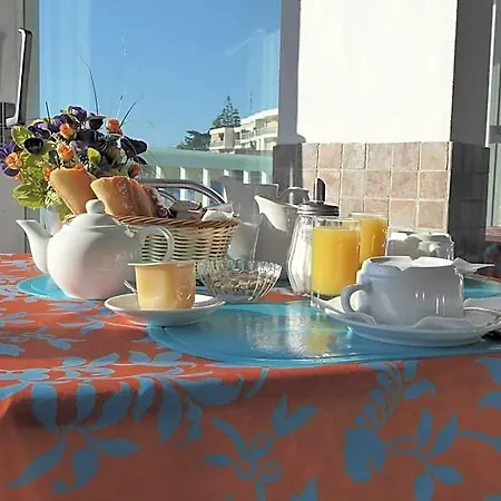 Cyrnea Otel 2*