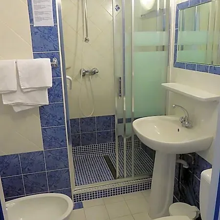 Otel Cyrnea Ville-di-Pietrabugno