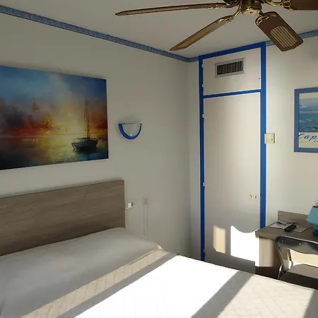 ホテル Cyrnea Ville-di-Pietrabugno