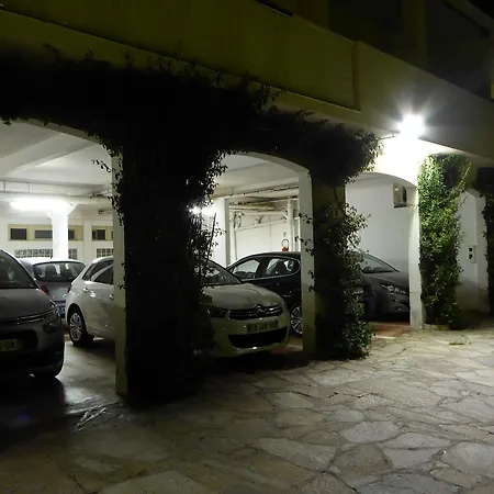 Hotel Cyrnea